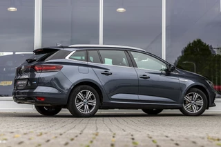 Renault Megane E-Tech – thumbnail 6