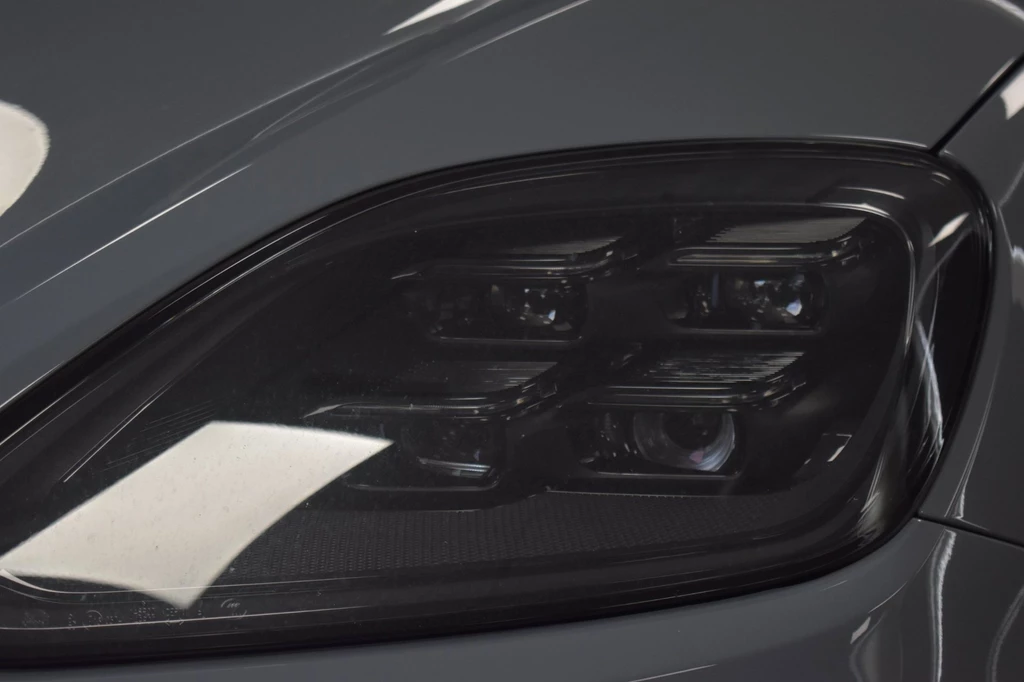 Porsche Cayenne – foto 12