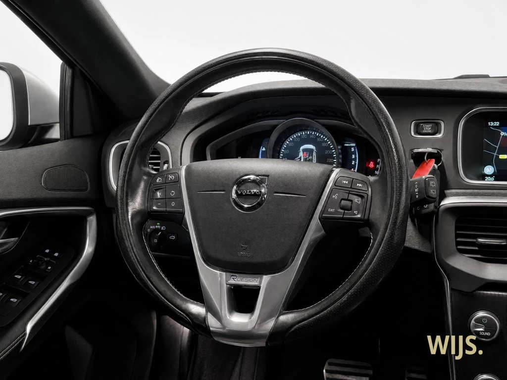 Volvo V40 – foto 11