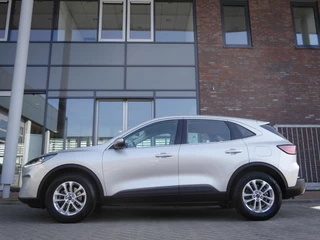 Ford Kuga – thumbnail 1