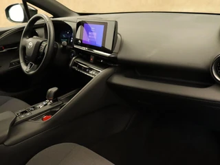 Toyota C-HR – thumbnail 18