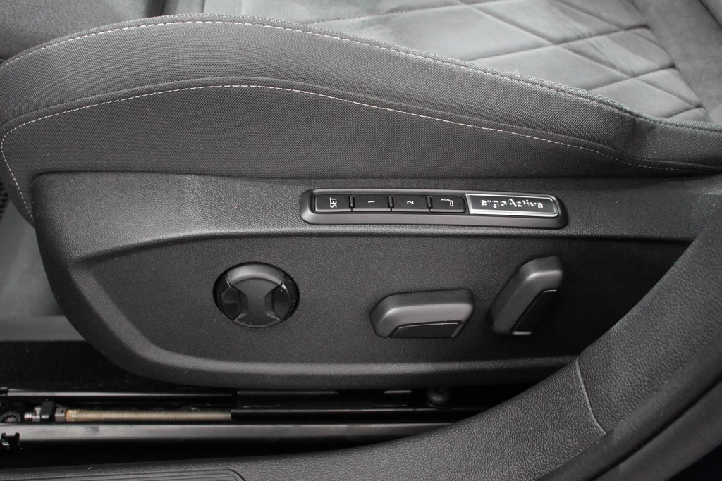 Volkswagen Golf – foto 25