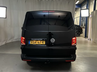 Volkswagen Transporter – thumbnail 1