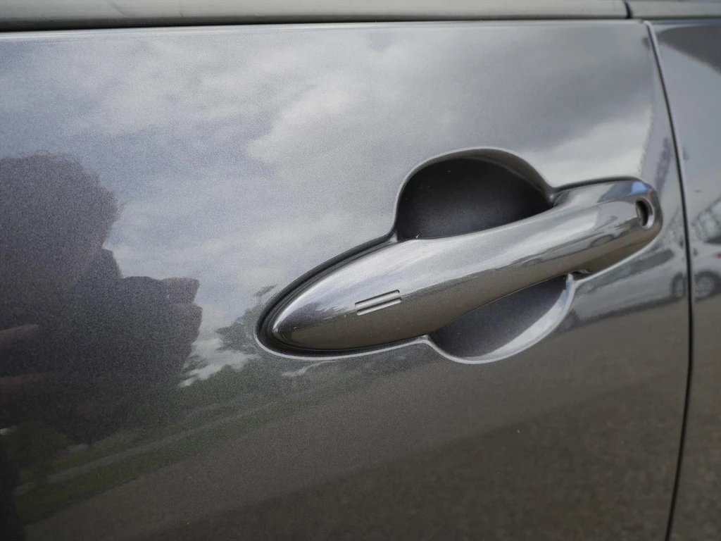 Toyota Yaris – foto 16