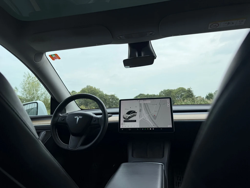 Tesla Model 3 – foto 12