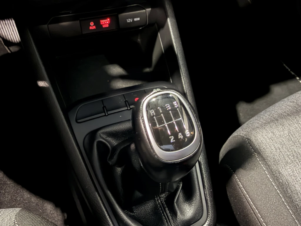 Kia Stonic – foto 14