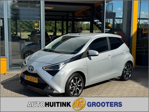 Toyota Aygo 1.0 VVT-i x-clusiv - camera - carplay