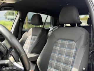 Volkswagen Golf – thumbnail 35