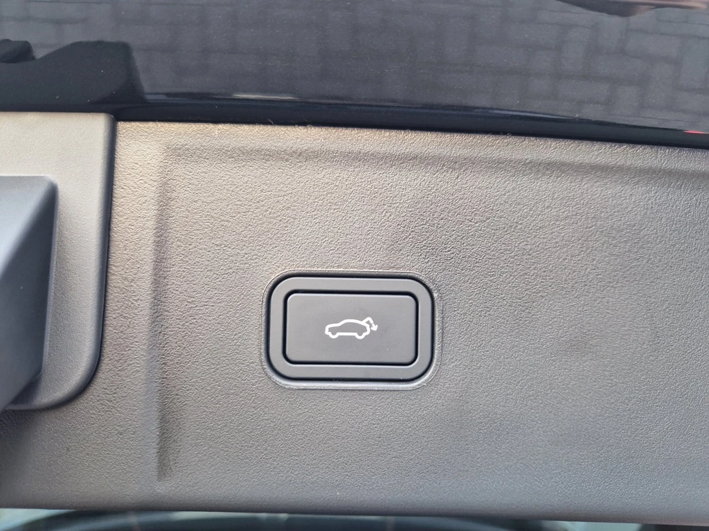 Lynk & Co 08 – foto 21