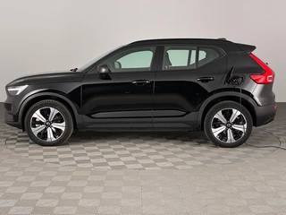 Volvo XC40 – thumbnail 1