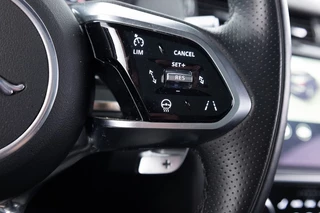 Jaguar E-PACE – thumbnail 34