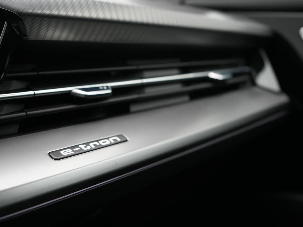 Audi Q4 e-tron – foto 33