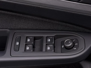 Volkswagen Golf – thumbnail 32