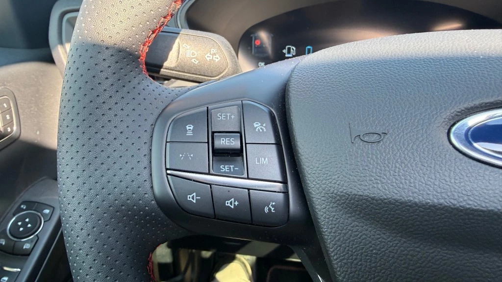 Ford Kuga – foto 29
