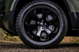 Land Rover Defender – thumbnail 31