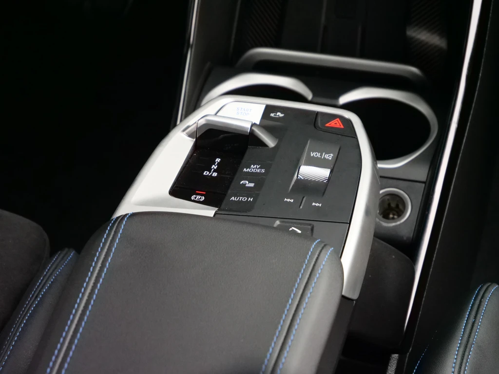 BMW iX2 – foto 26