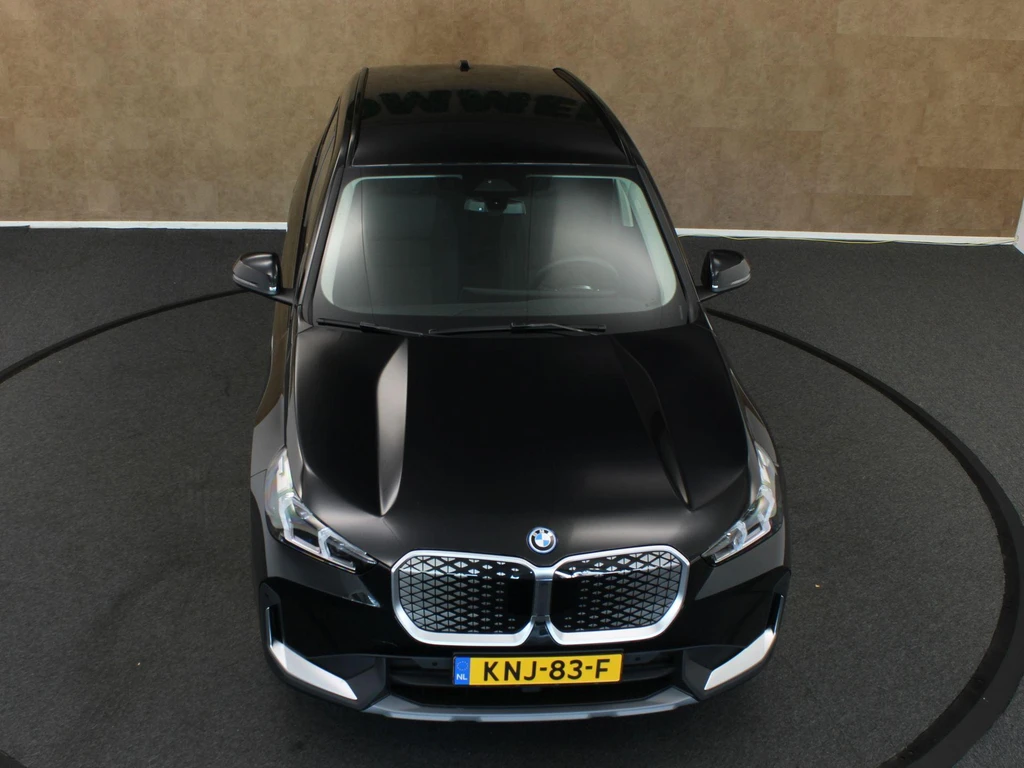 BMW iX1 – foto 10