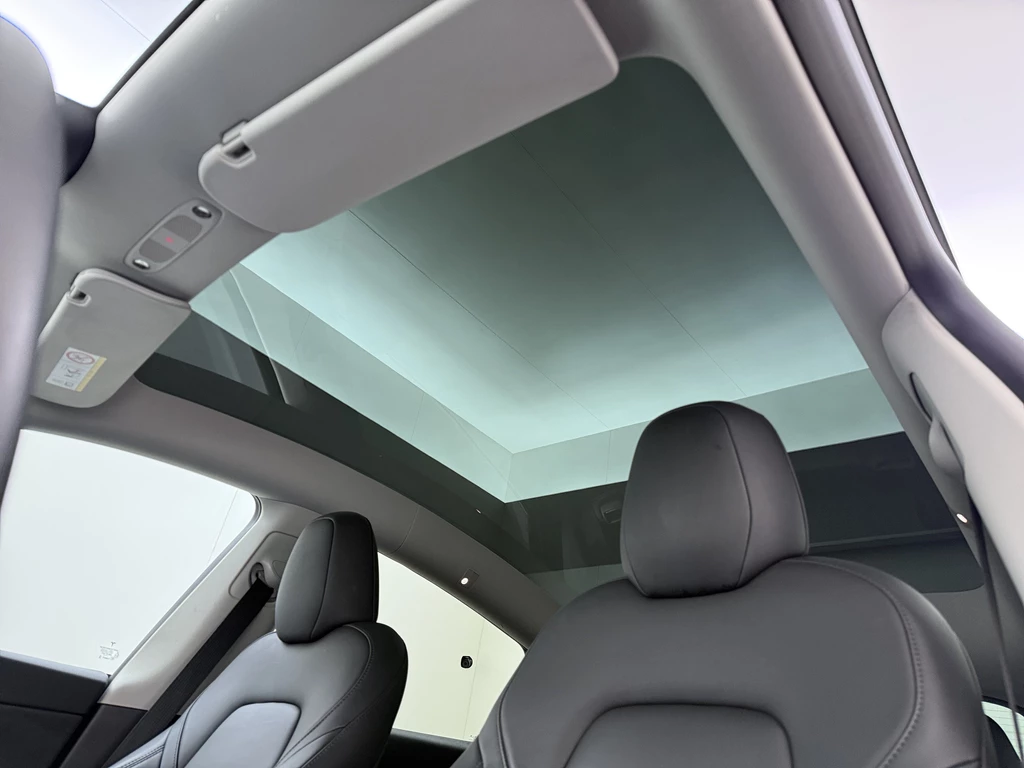 Tesla Model Y – foto 12