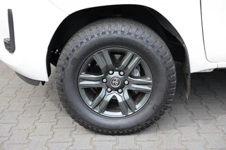 Toyota Hilux – thumbnail 8