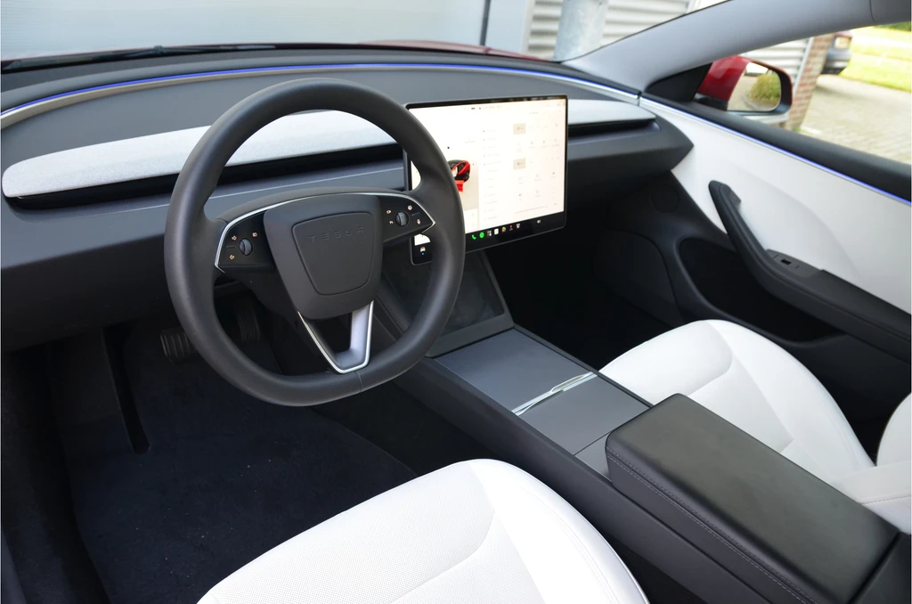 Tesla Model 3 – foto 10
