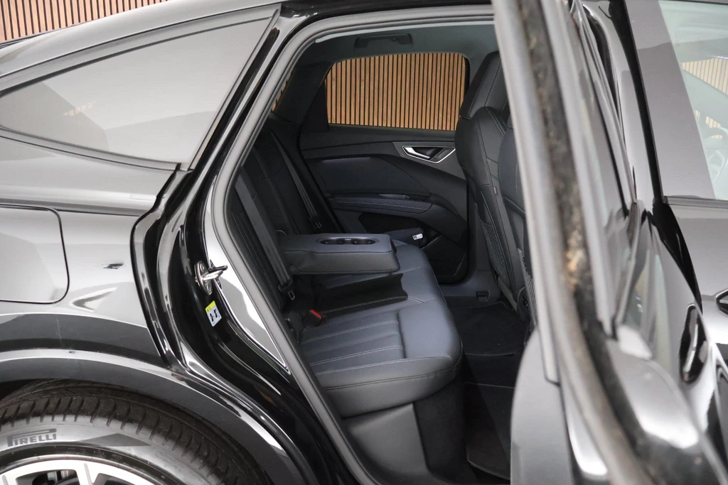 Audi Q4 Sportback e-tron – foto 10