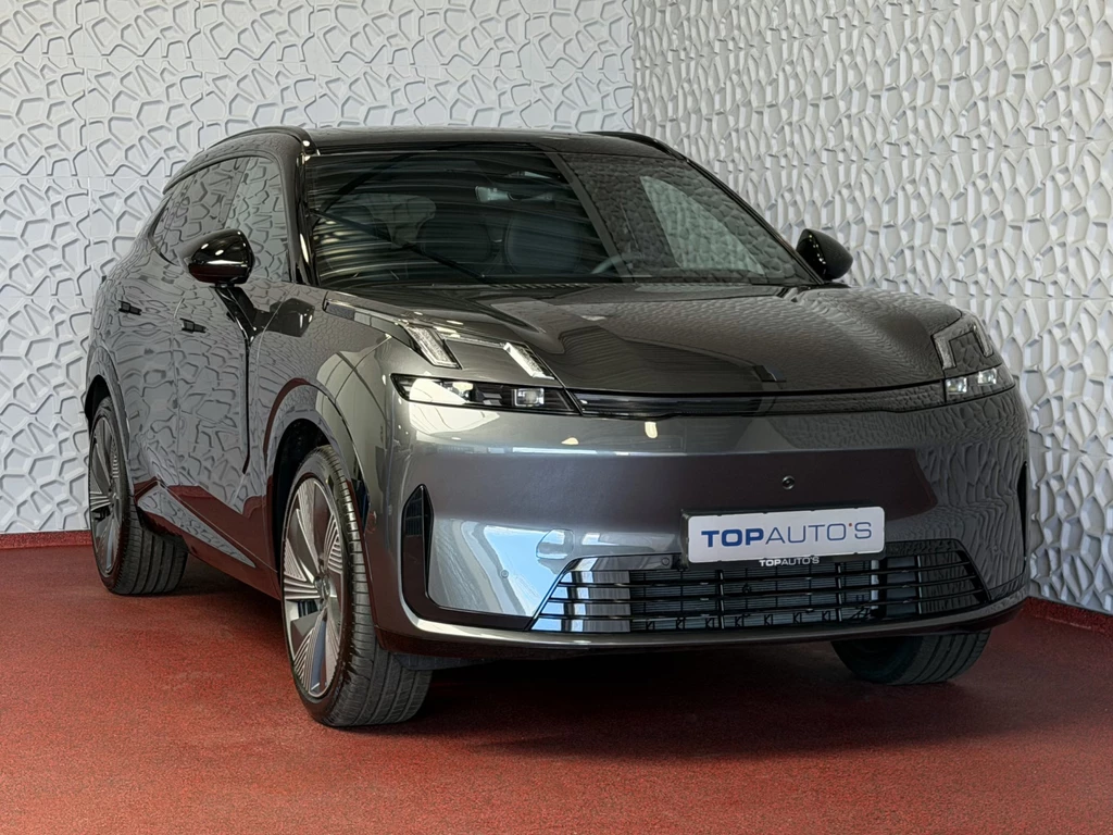 Lynk & Co 08 – foto 12