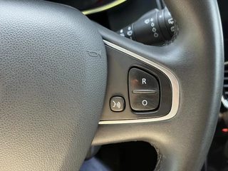 Renault Clio – thumbnail 18