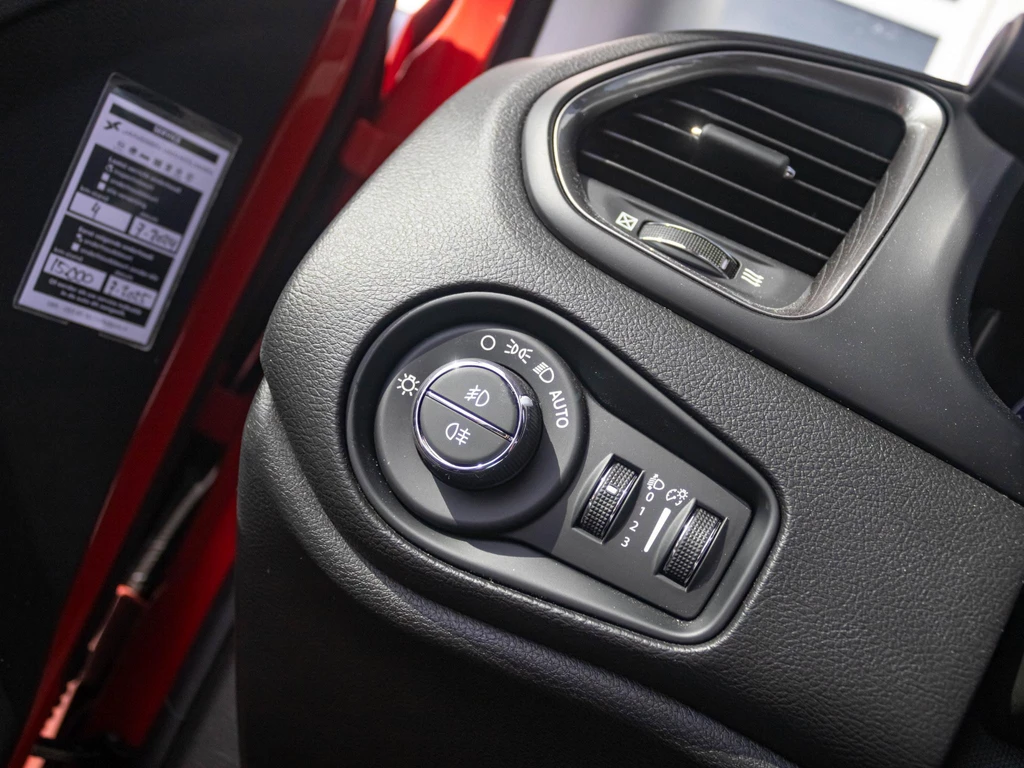 Jeep Renegade – foto 22