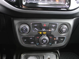 Jeep Compass – thumbnail 17