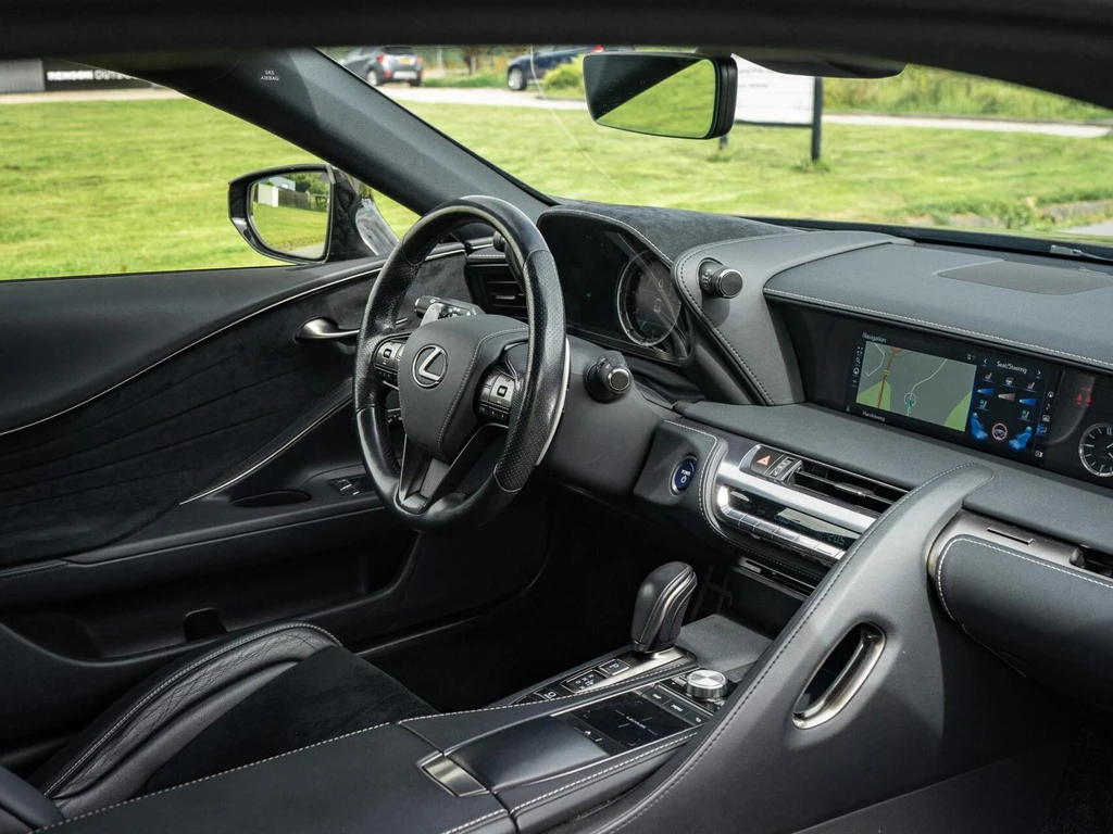 Lexus LC – foto 30