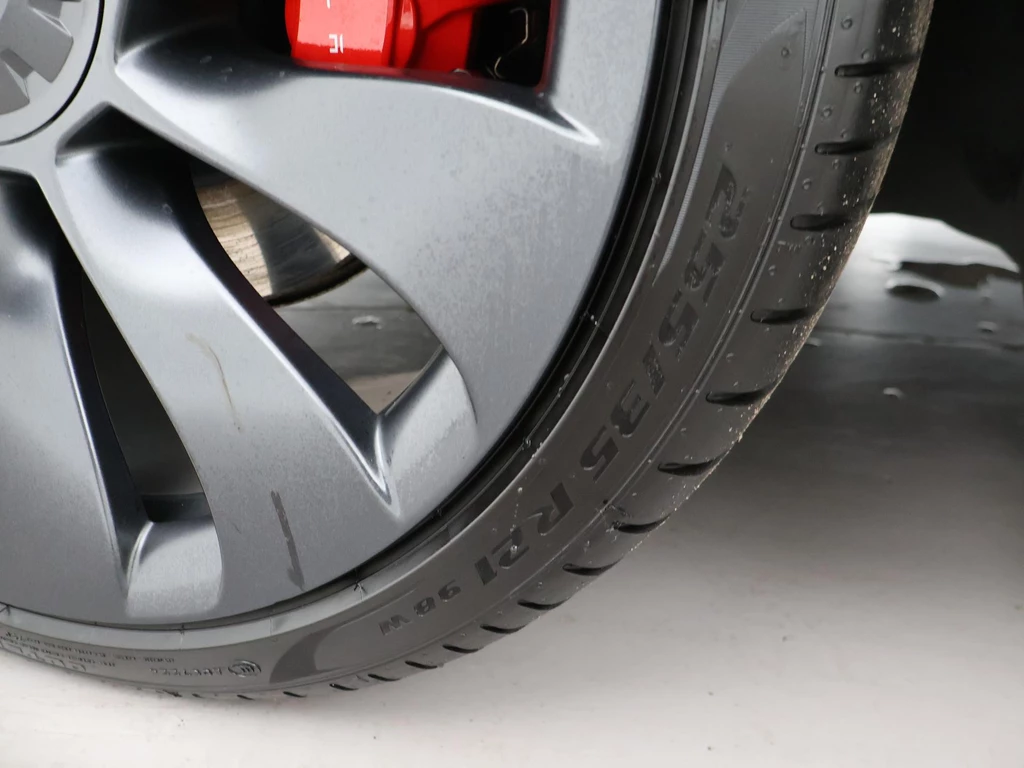 Tesla Model Y – foto 16