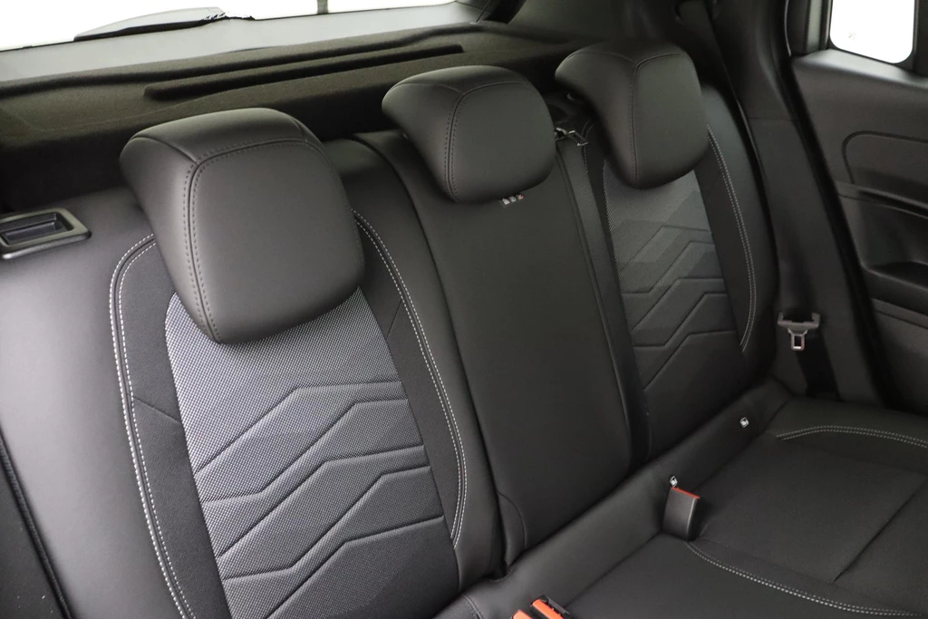 Jeep Avenger – foto 16