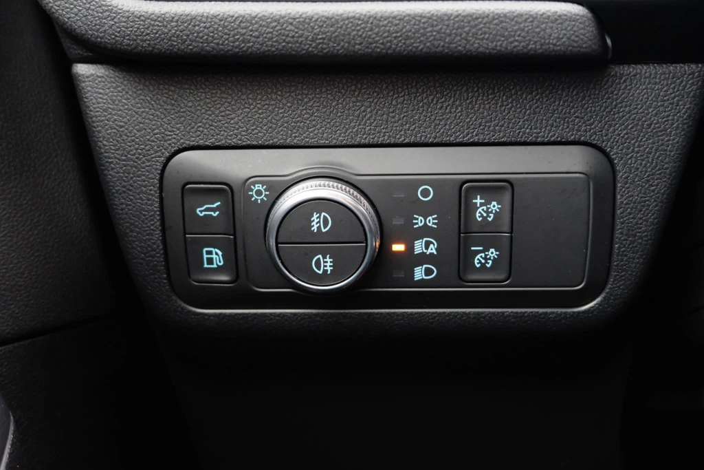 Ford Kuga – foto 30