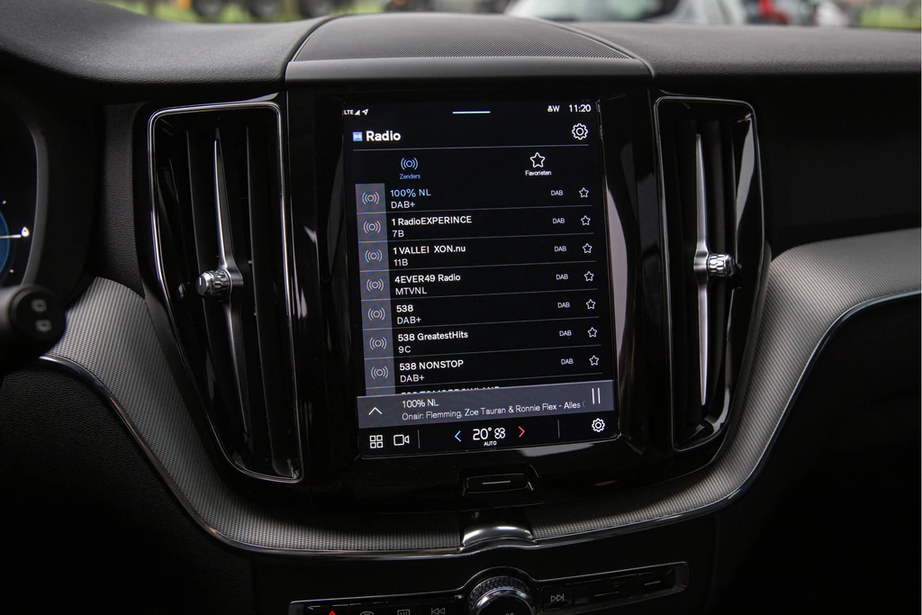 Volvo XC60 – foto 16