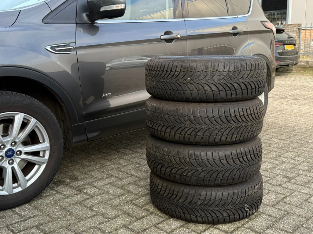 Ford Kuga – foto 29