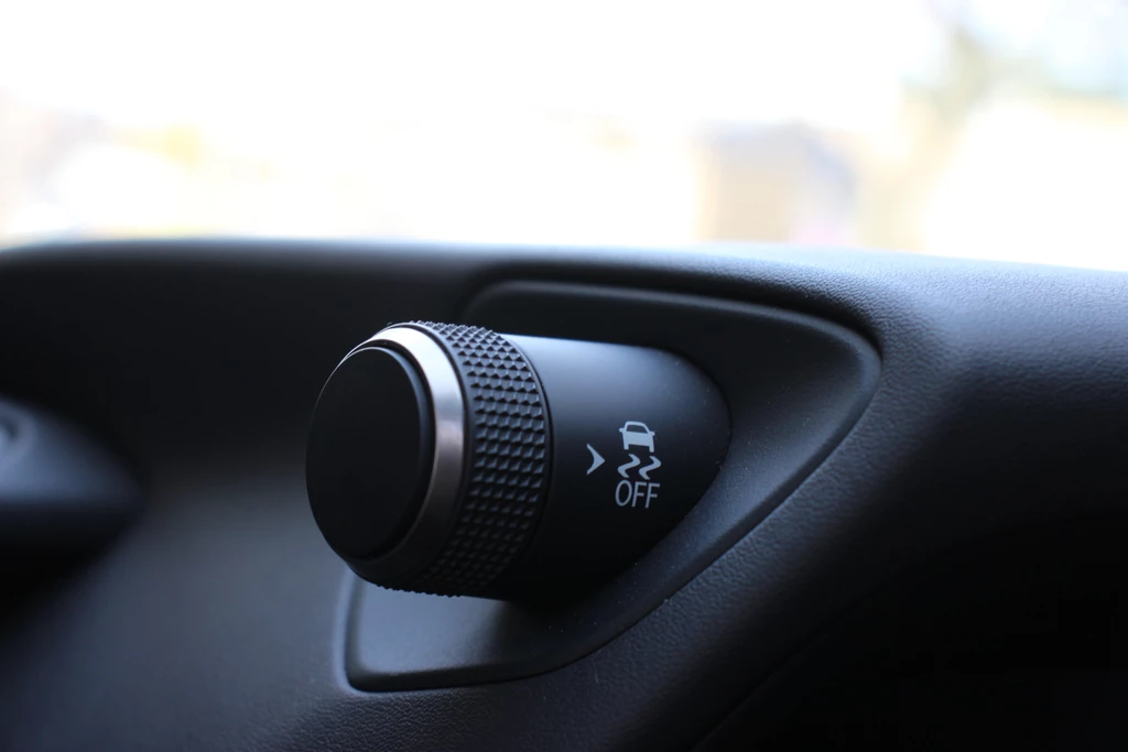 Lexus UX – foto 34