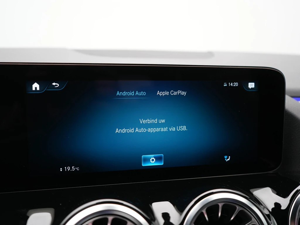 Mercedes-Benz EQA – foto 26