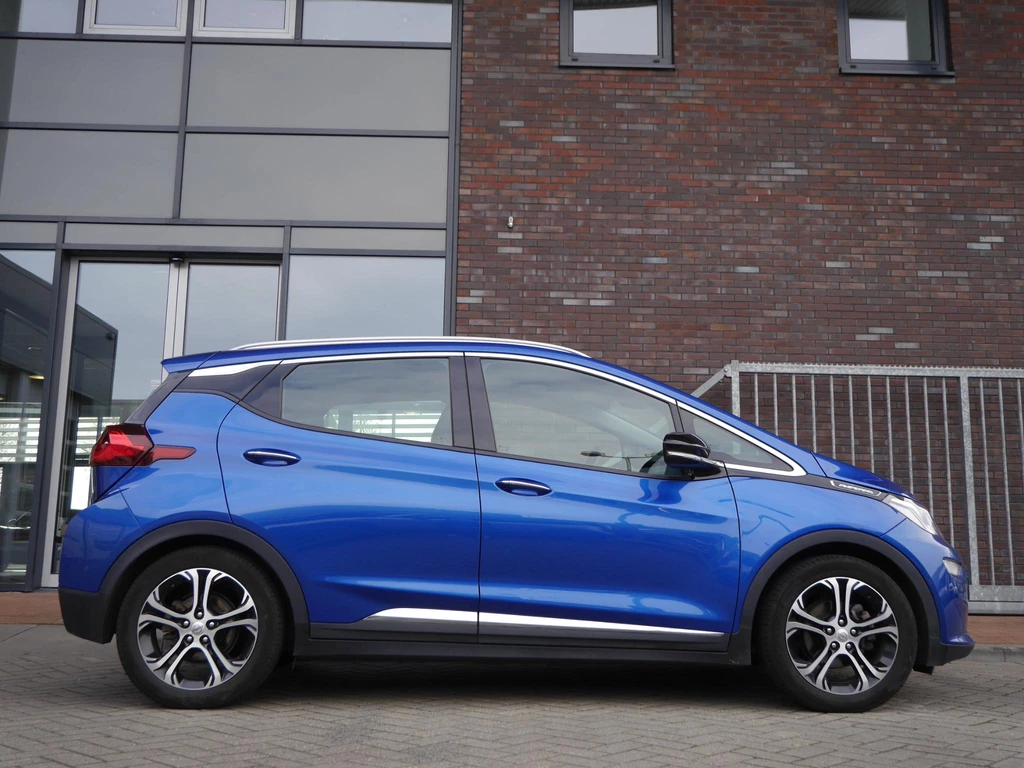 Opel Ampera-e – foto 3