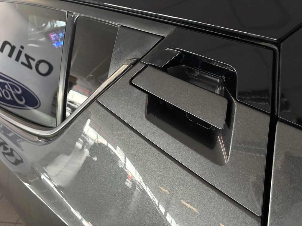 Toyota C-HR – foto 19