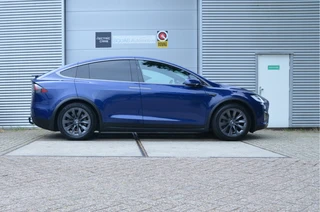Tesla Model X – thumbnail 6