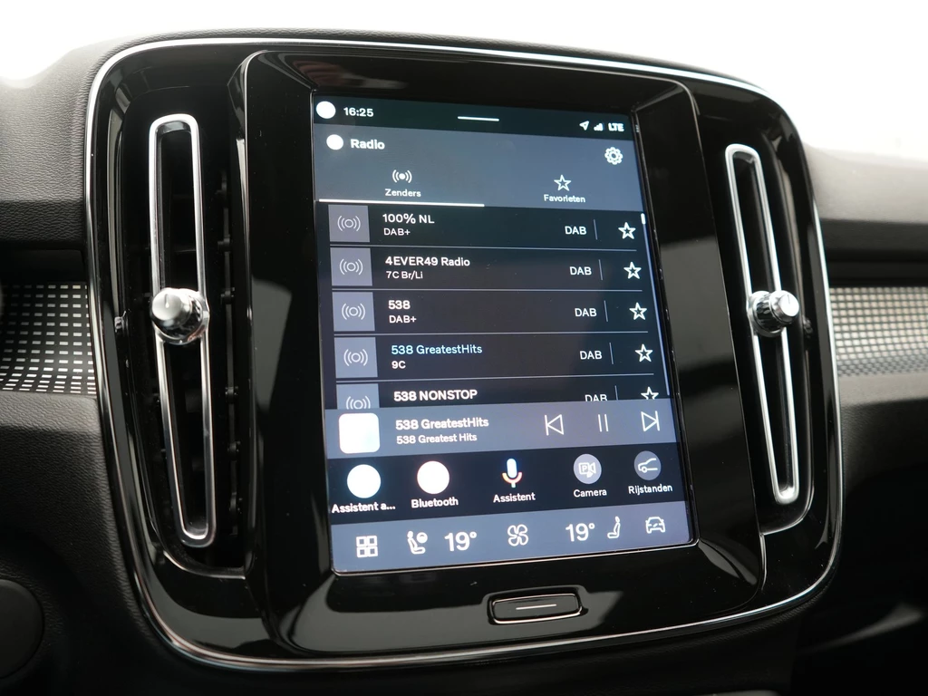 Volvo XC40 – foto 41