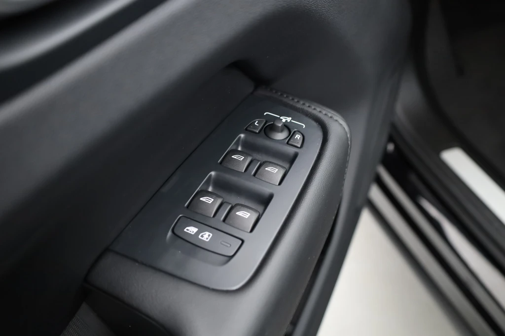 Volvo XC60 – foto 16