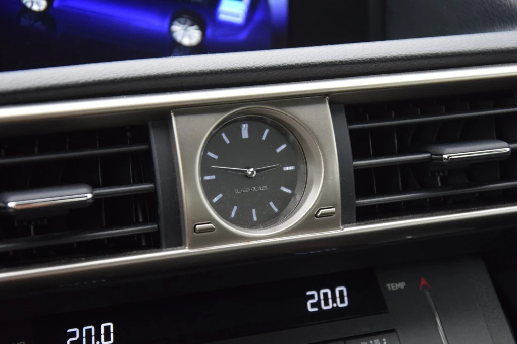 Lexus IS – foto 20