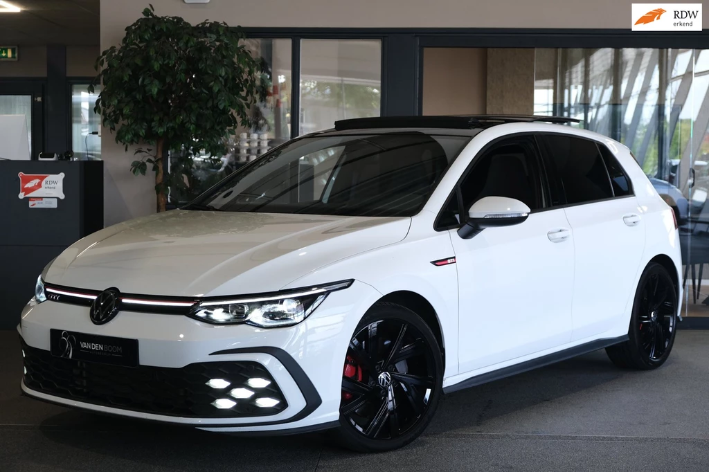 Volkswagen Golf – foto 1