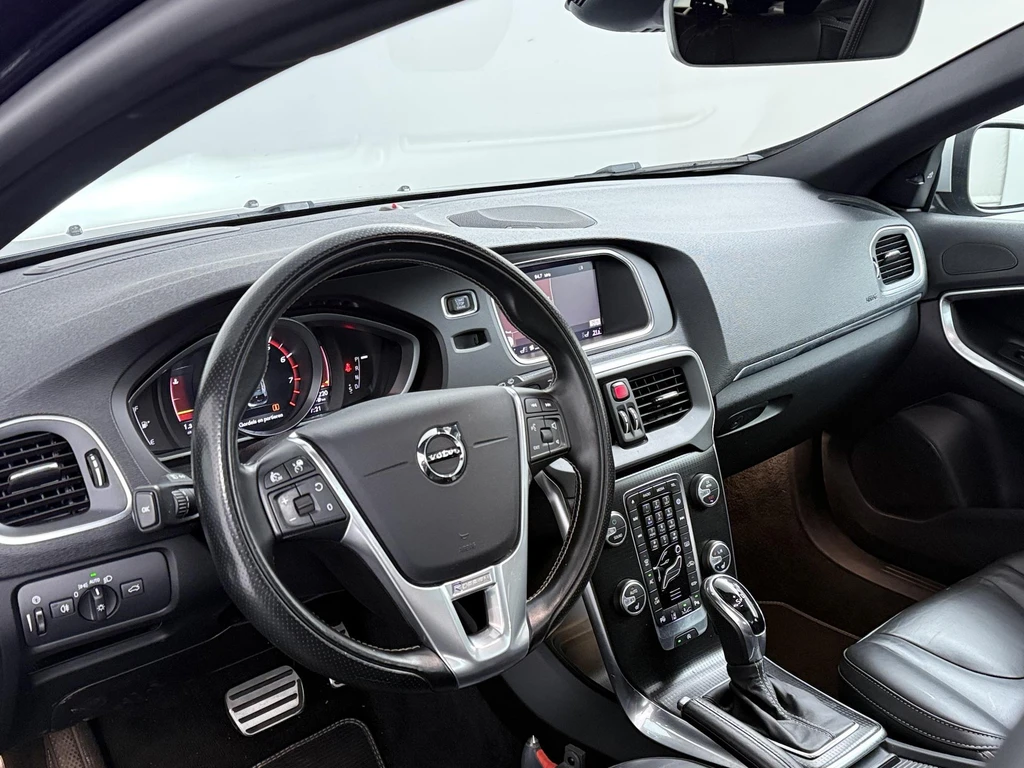 Volvo V40 – foto 9