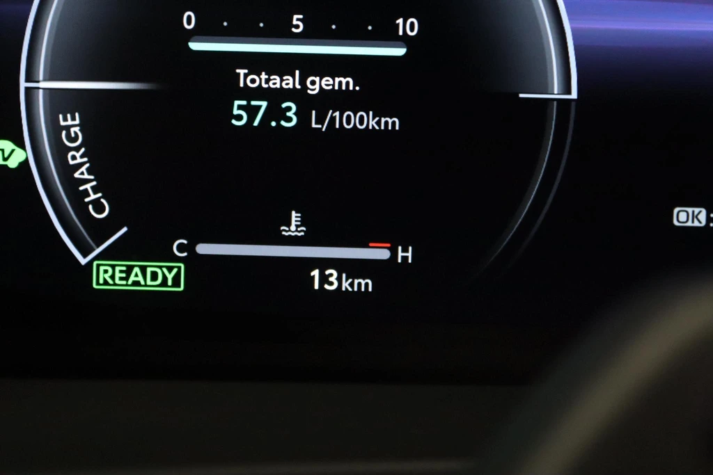 Toyota C-HR – foto 25