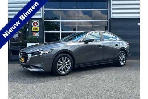 Mazda 3 2.0 e-SkyActiv-G M Hybrid, Automaat, Head-Up, Keyless, Navi, Camera, Trekhaak, Stoel/ Stuurverw, NAP
