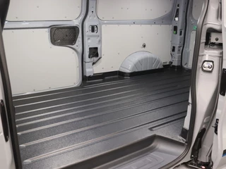 Ford E-Transit – thumbnail 15