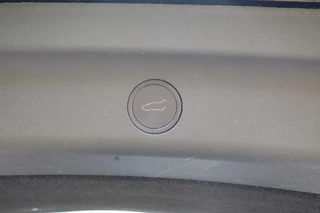 Tesla Model Y – thumbnail 14