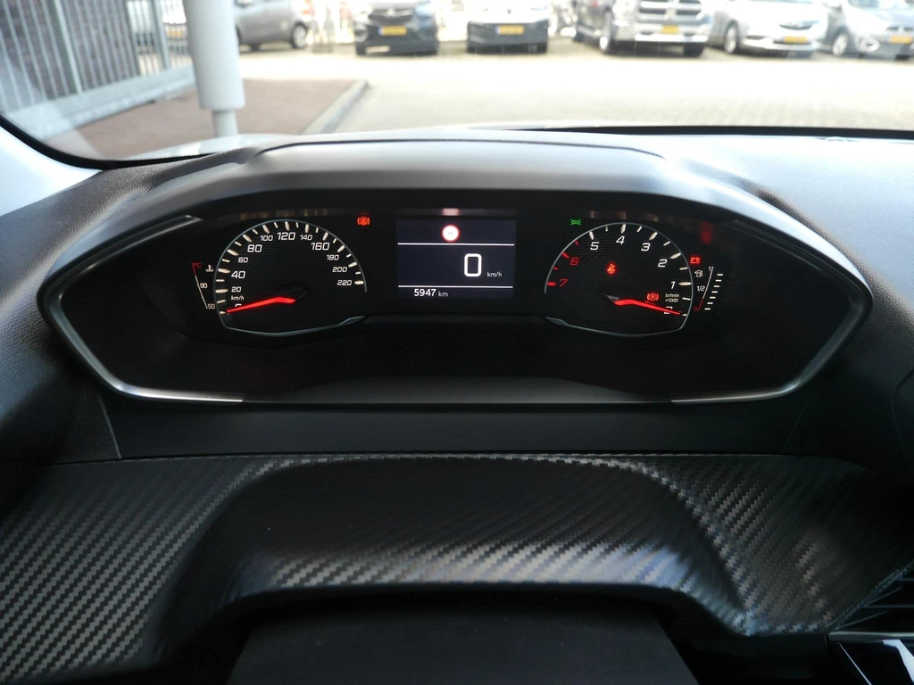 Peugeot 208 – foto 15